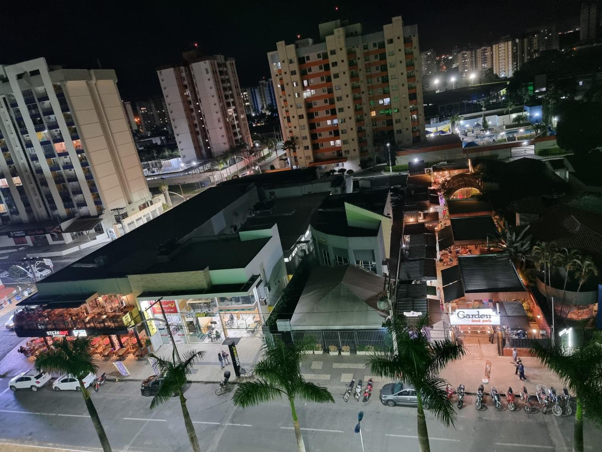 Boulevard Caldas Novas Cameră foto